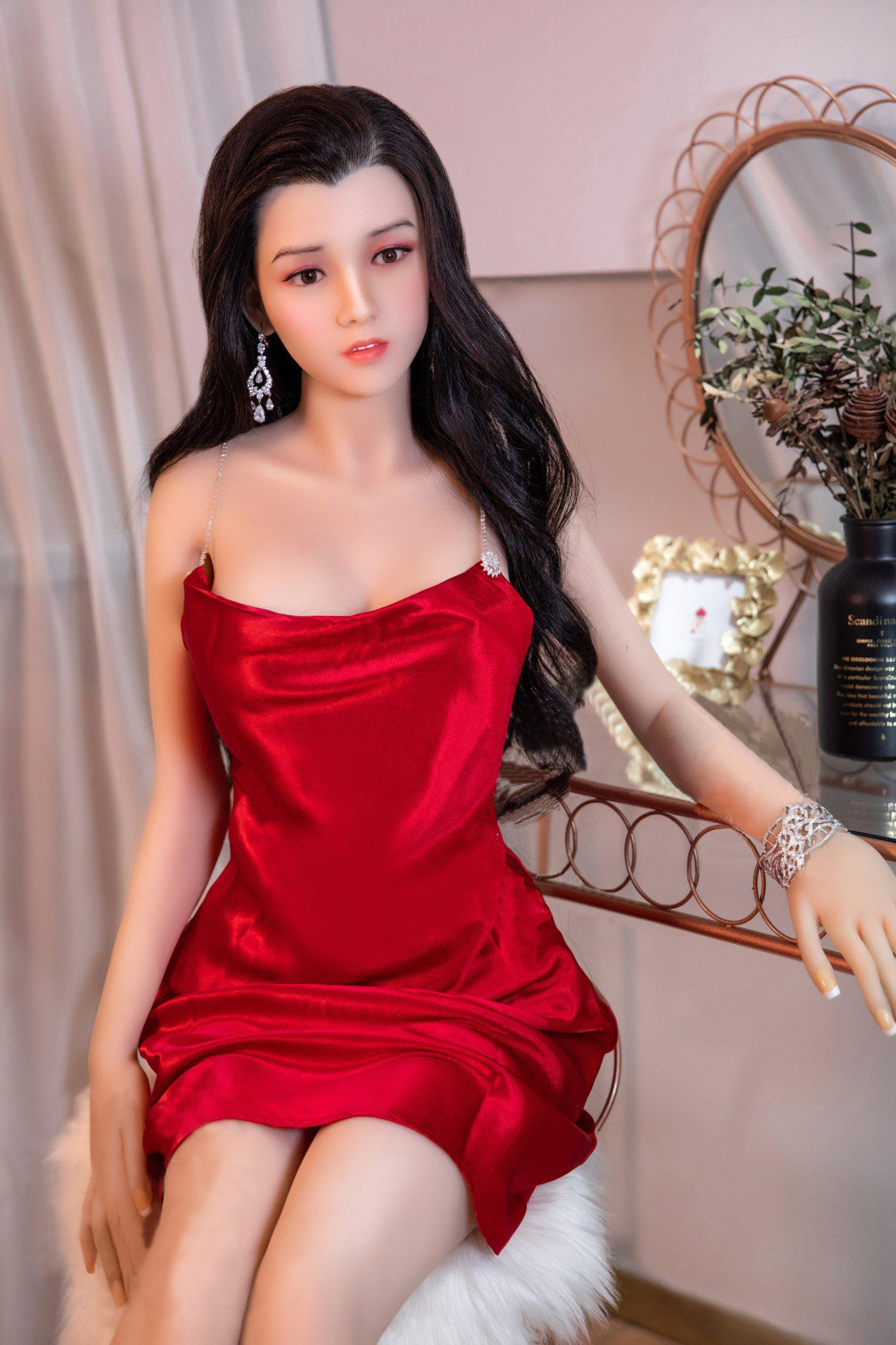 Li-Wei-Chinese-Heiress-Sex-Doll-16