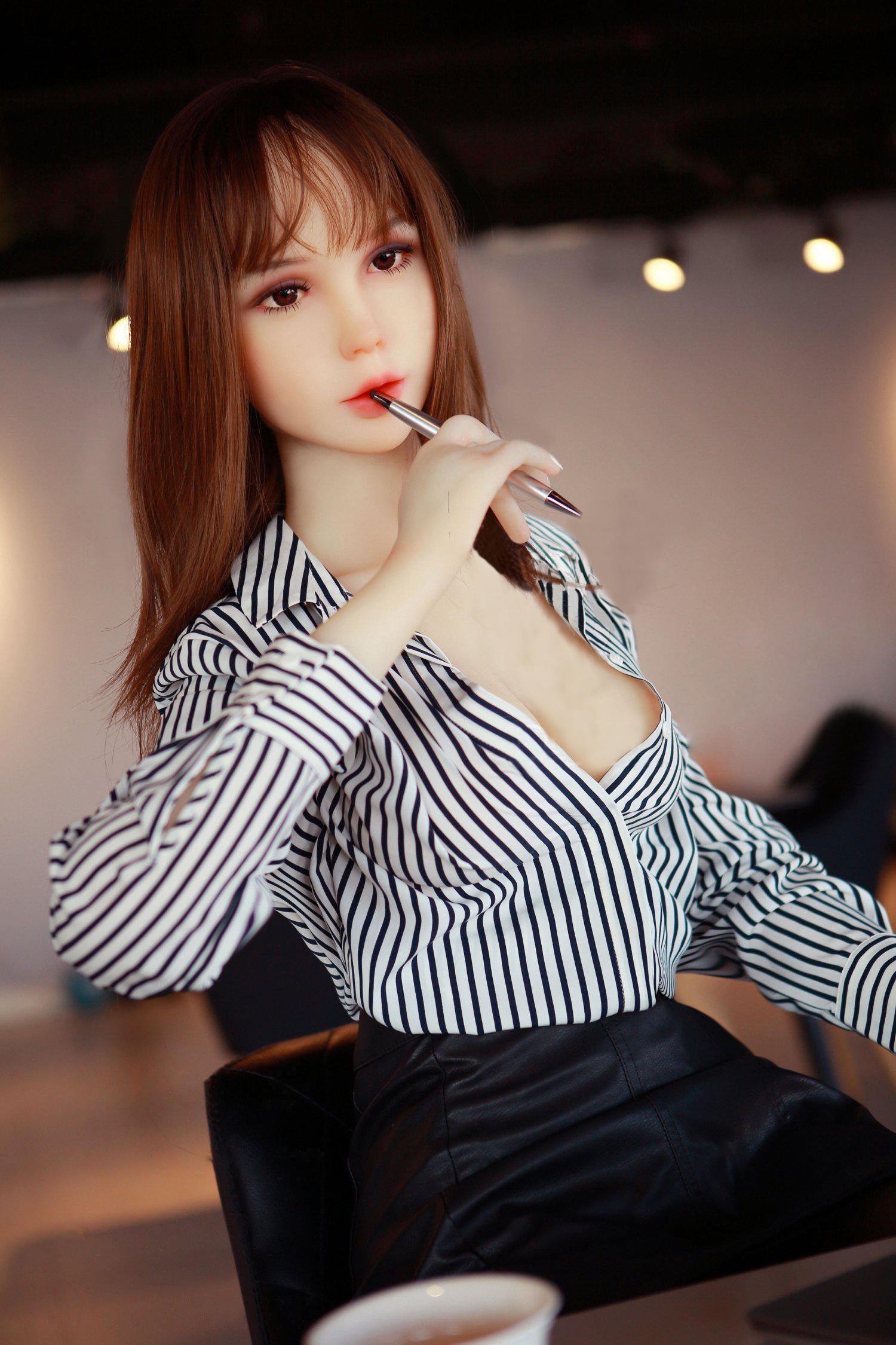 Milly-Petite-Lifelike-Sexy-Sex-Doll-17